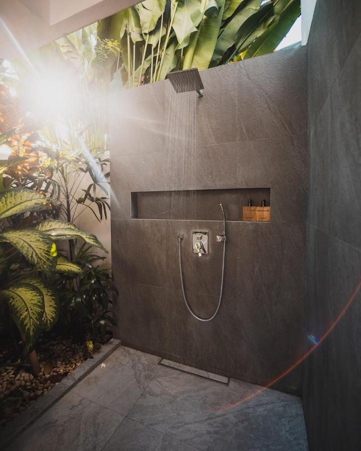 The Jendela House Villa Canggu Buitenkant foto