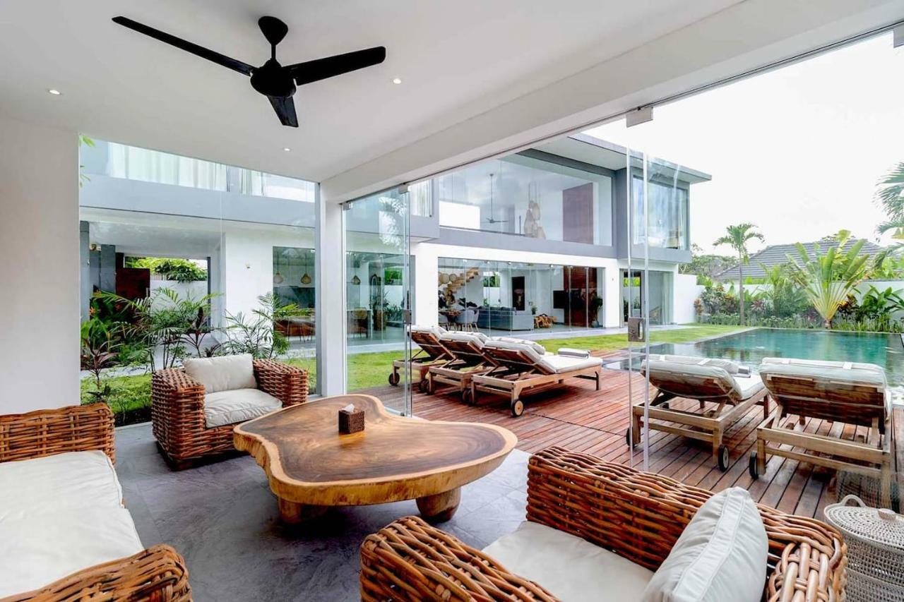 The Jendela House Villa Canggu Buitenkant foto